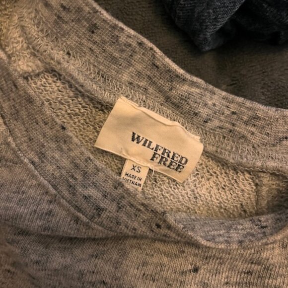 Wilfred FREE heather grey sweatshirt - Picture 3 of 3